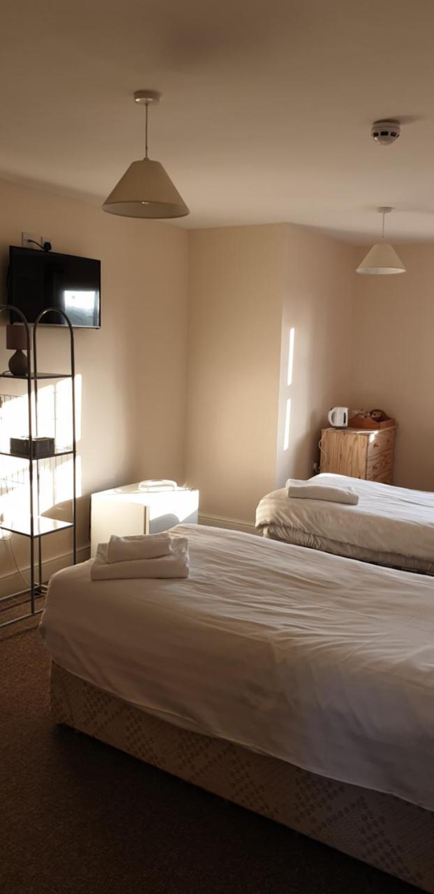 Watermans Arms Hotel ลอนดอน ภายนอก รูปภาพ