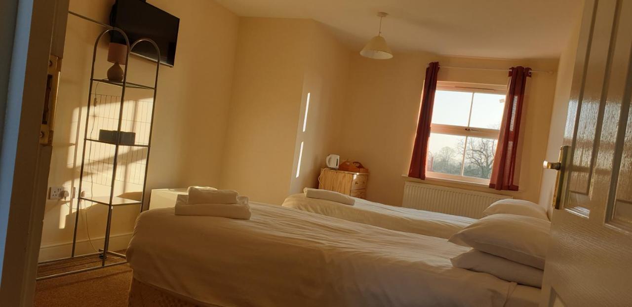 Watermans Arms Hotel ลอนดอน ภายนอก รูปภาพ